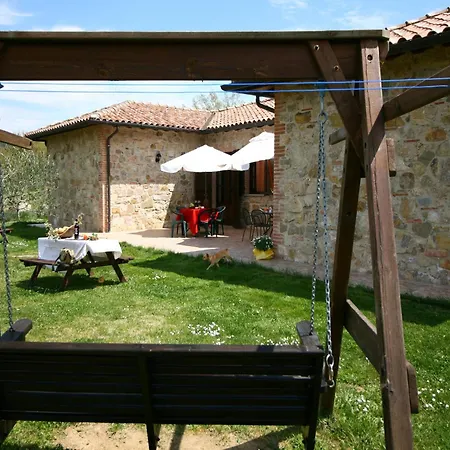 Farmhouse Passignano Near Lake Trasimeno, Cleaning Included