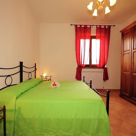 Farmhouse Passignano Near Lake Trasimeno, Cleaning Included * Passignano sul Trasimeno
